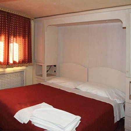 Grand Hotel Duchi D'Aosta Colle Colle Sestriere Exterior photo